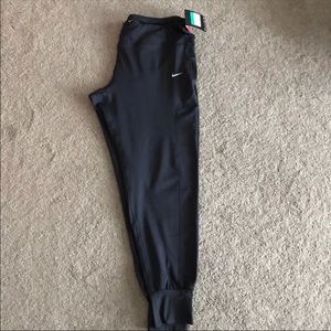 NWT: women's Nike Joggers
